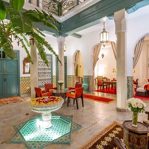 3* リヤド Riad Azahar